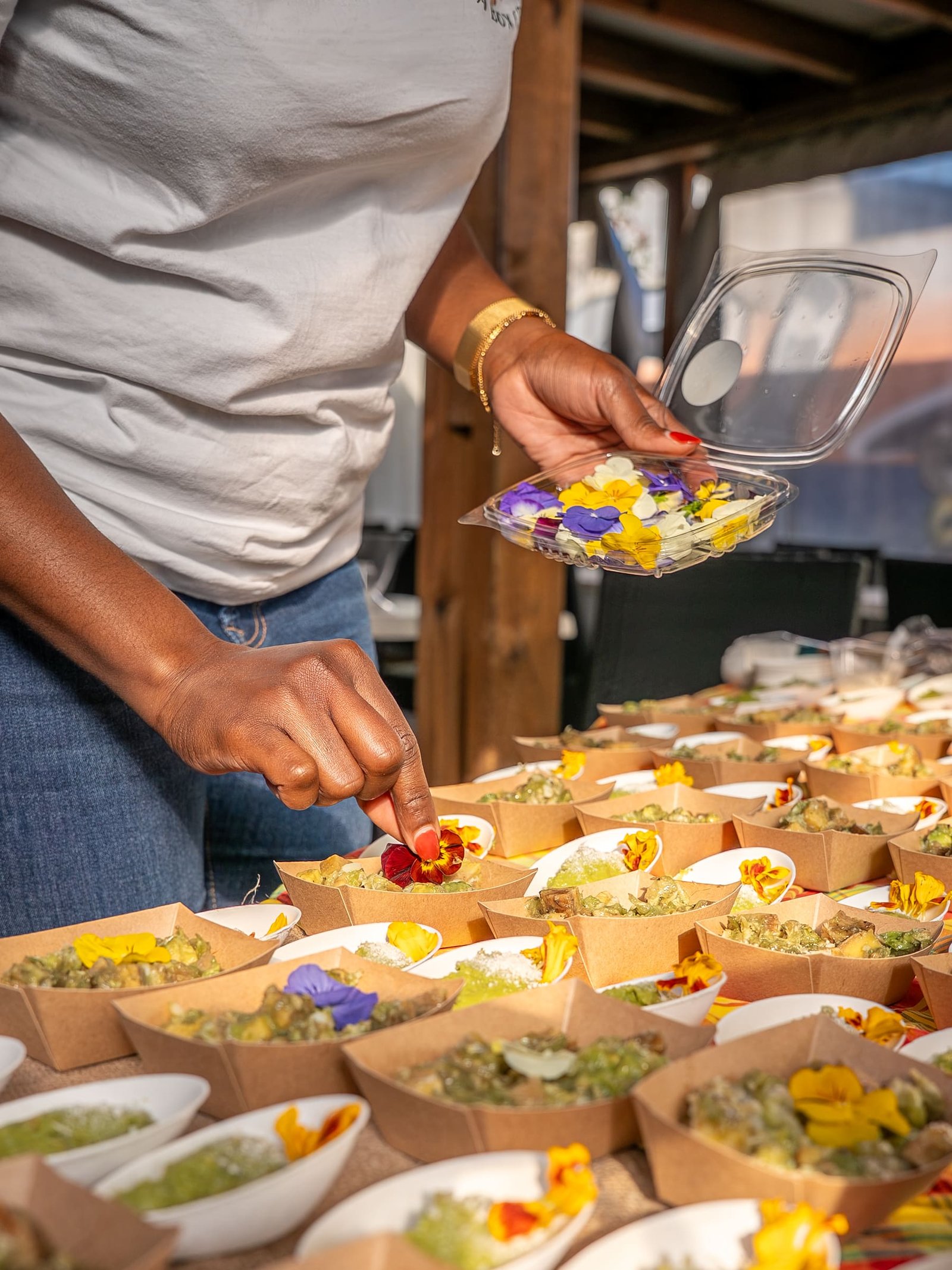 traiteur-creole-bordeaux-preparation-plats-03